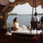 Kerala-and-Kashmir-Top-Destinations-for-Houseboat-Holidays-in-India-th