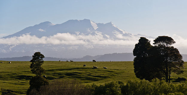 Tongariro National Park by Jason Pratt/ CC BY