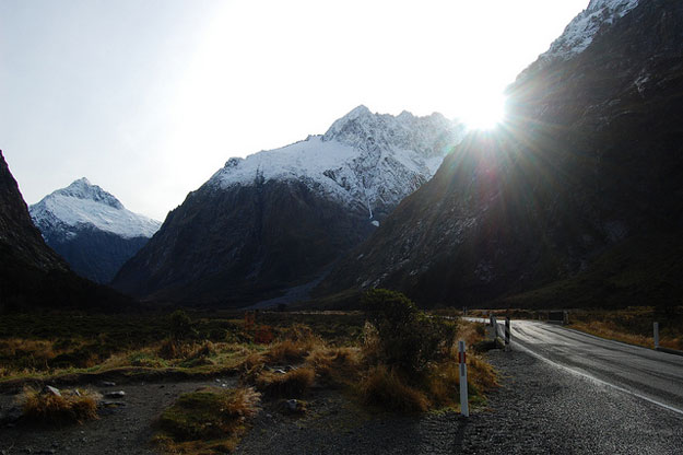 Fiordland National Park by Edwin Lee/ CC BY