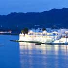 Taj-Lake-Palace-th