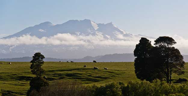 Tongariro National Park  by Jason Pratt/ CC BY